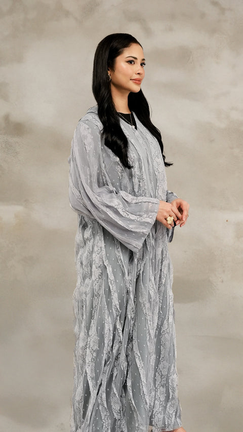 Soft Lace Zhanar Fog Grey Abaya