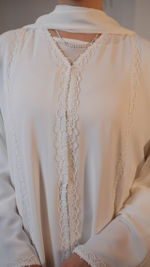Amanjena Frost White Abaya