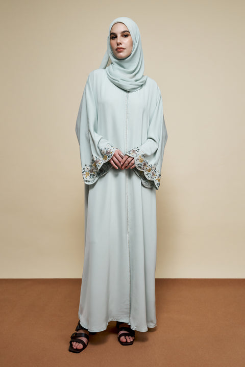 Arqa Pastel Green Abaya