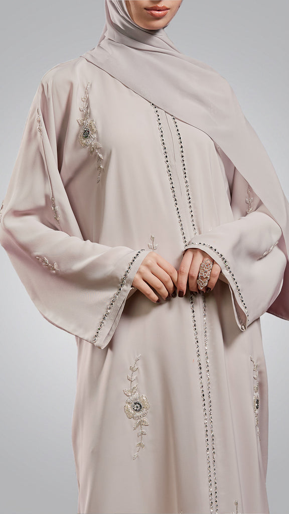 Korean Nidha Asalem Light Ecru Abaya