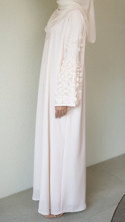 Cairo Ivory Peach Abaya