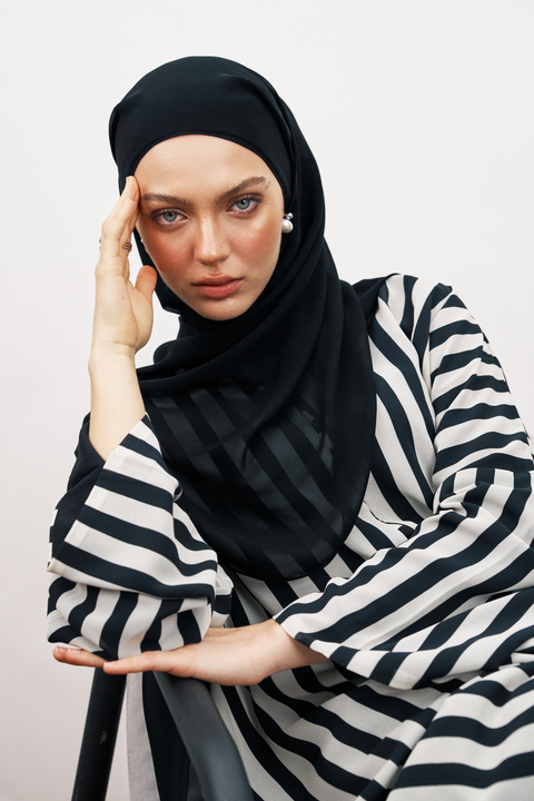Dilshad Chiffon Stripes Abaya in Black