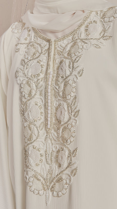 Hizan Frost White Abaya