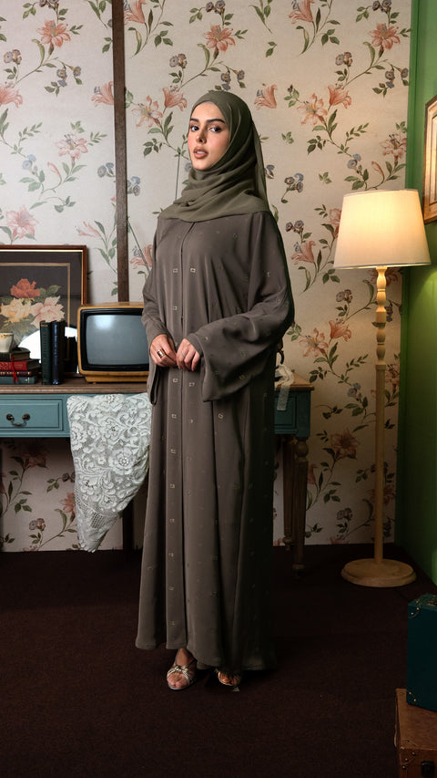 Ibra Olive Abaya