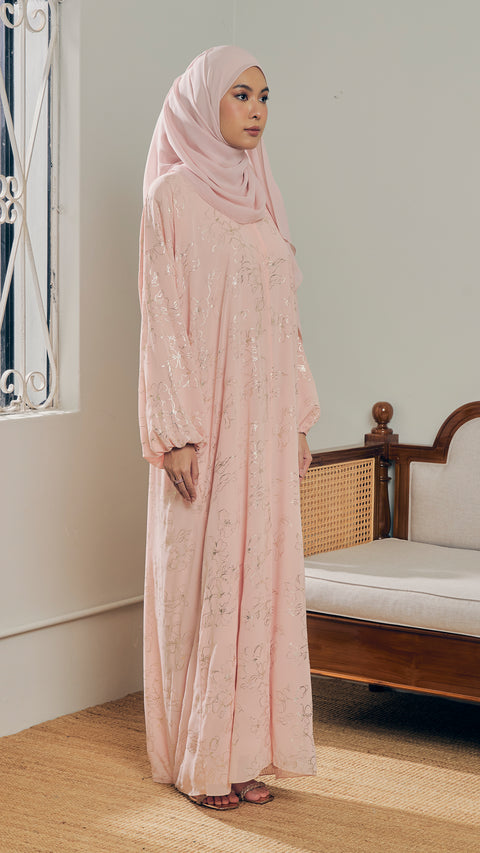 Isfara Coral Peach Abaya