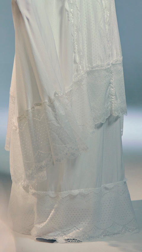 Libyè Pearl White Telekung