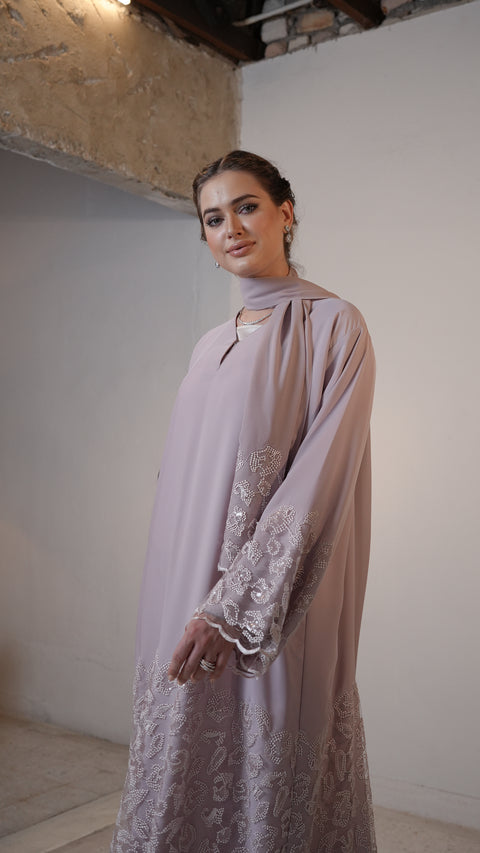 Lilibet Raspberry Cream Abaya