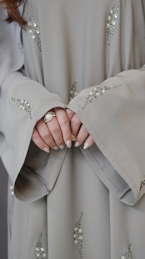 Nashwa Charcoal Abaya