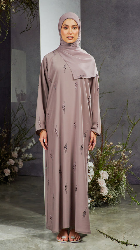 Nashwa Wood Rose Abaya