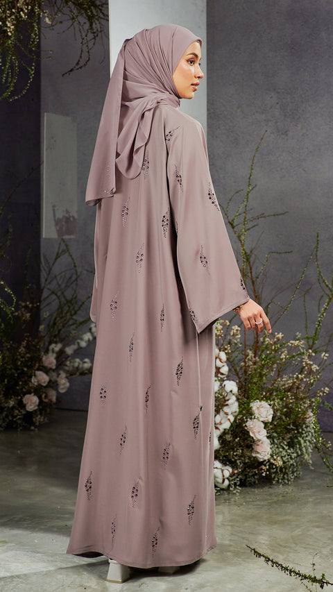 Nashwa Wood Rose Abaya