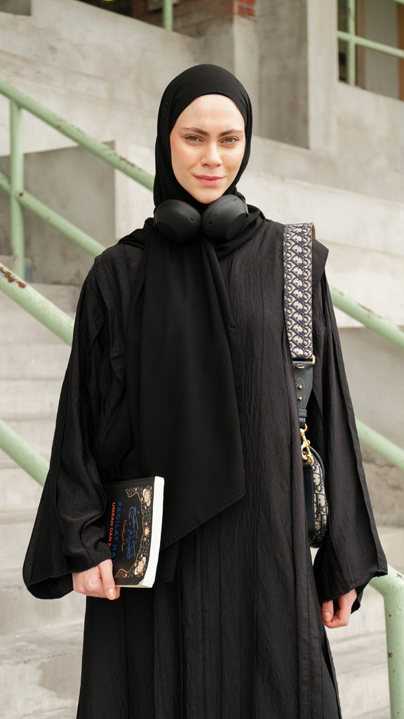 Harir Maqsood Nizwa Black Abaya