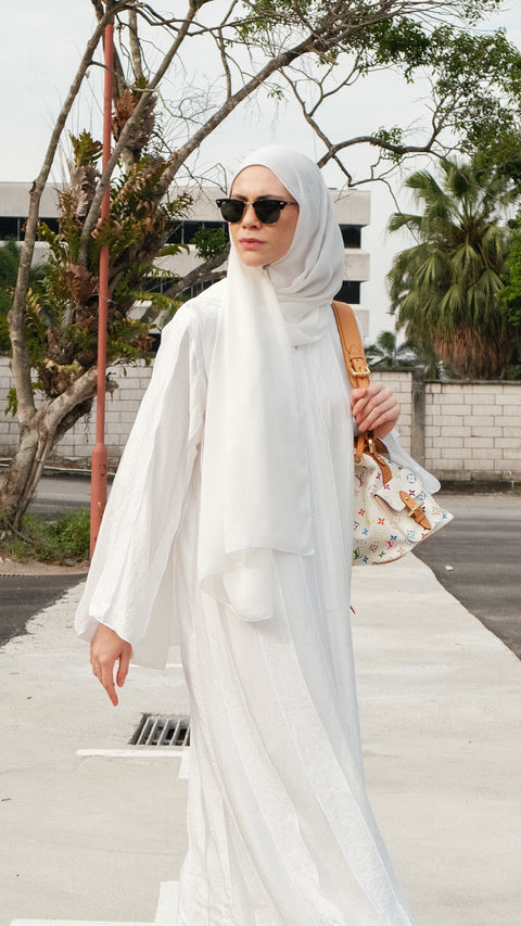 Nizwa White Abaya – Fustaann Nizwa White Abaya – Fustaann