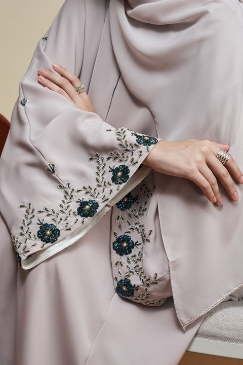 Suha Pale Pink Abaya