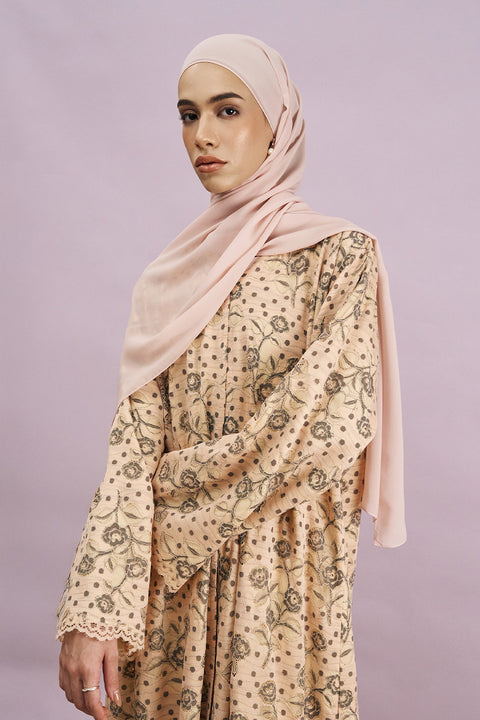 Taleen Tulle Lace Abaya in Sherbet