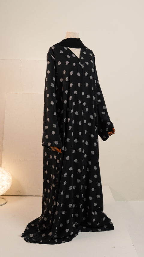 Tarhana Black Abaya