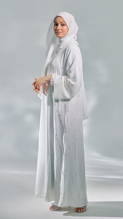 Irdina Frost White Abaya