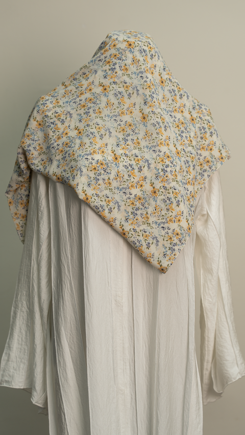 Printed Chiffon Shawl Magnolia Bloom
