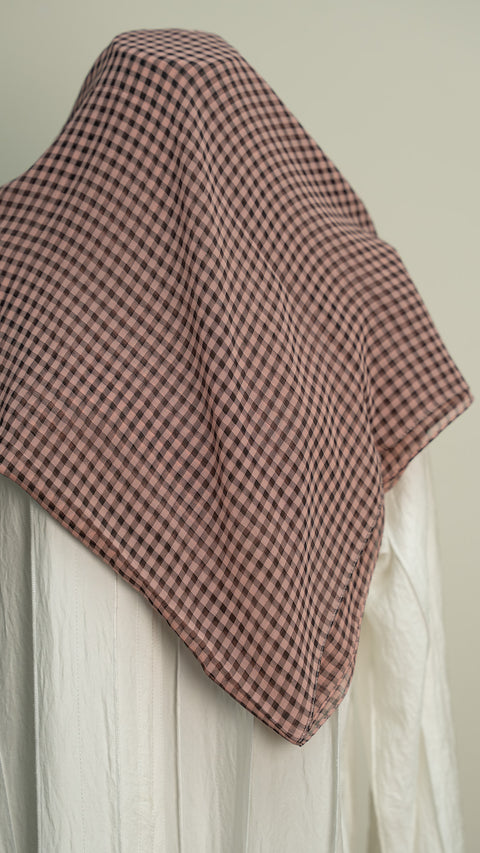 Printed Chiffon Shawl Gingham Pink